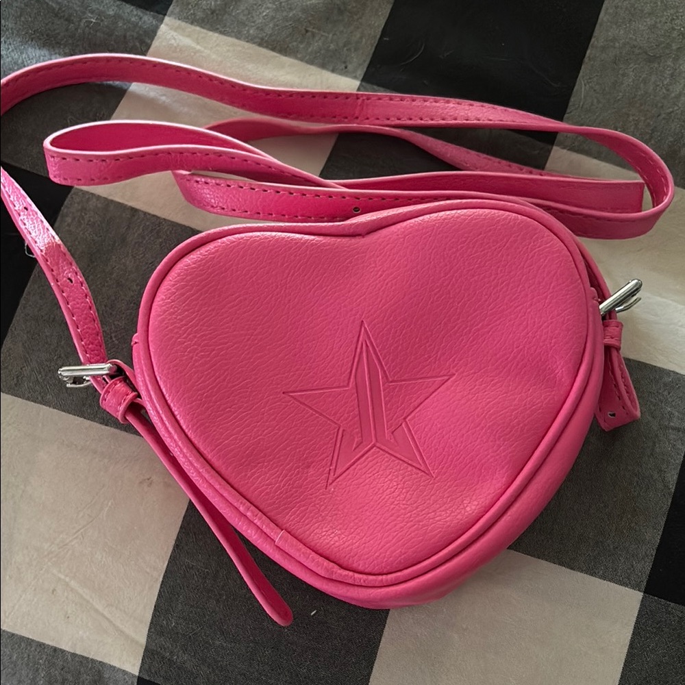 Heart-Shaped Pink Crossbody Bag